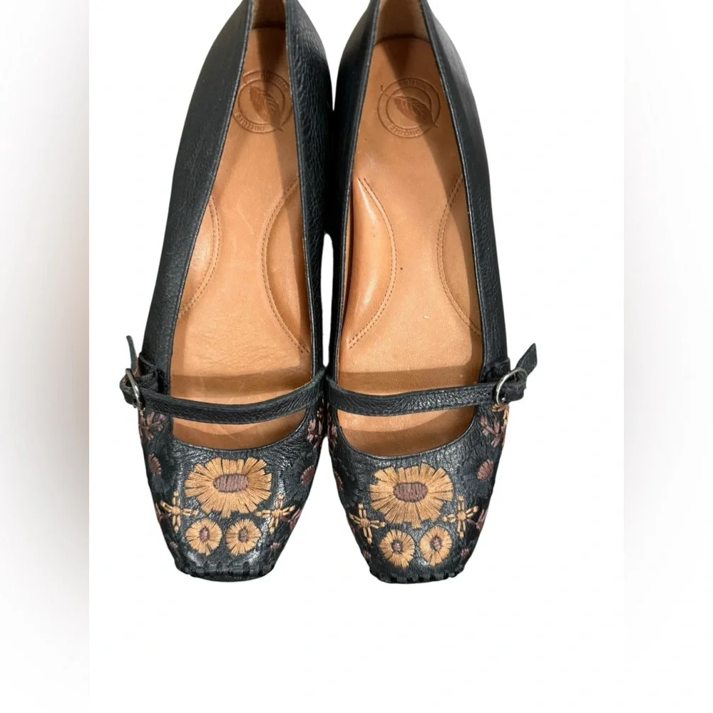 Nurture by Lamaze Black Floral Embroidered Mary Jane Flats